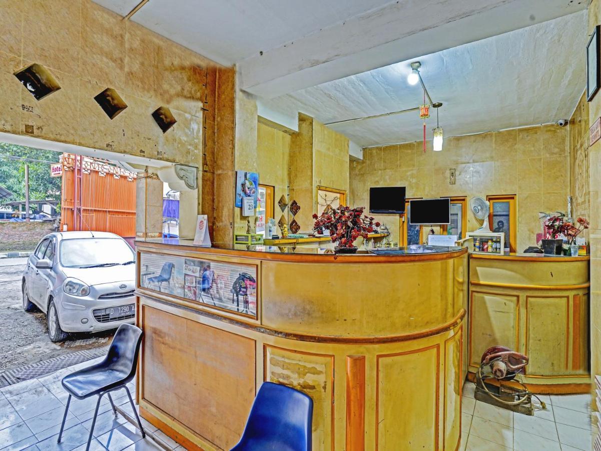 Oyo 90238 Hotel Nusantara تْشيريبون المظهر الخارجي الصورة